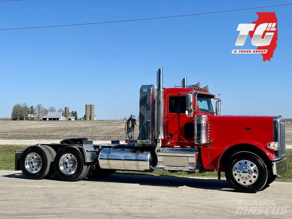 Peterbilt 389 Vilcēji