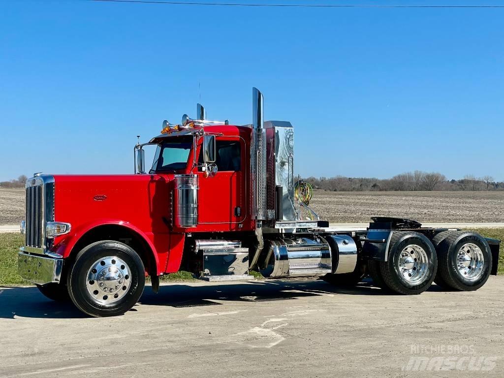Peterbilt 389 Vilcēji