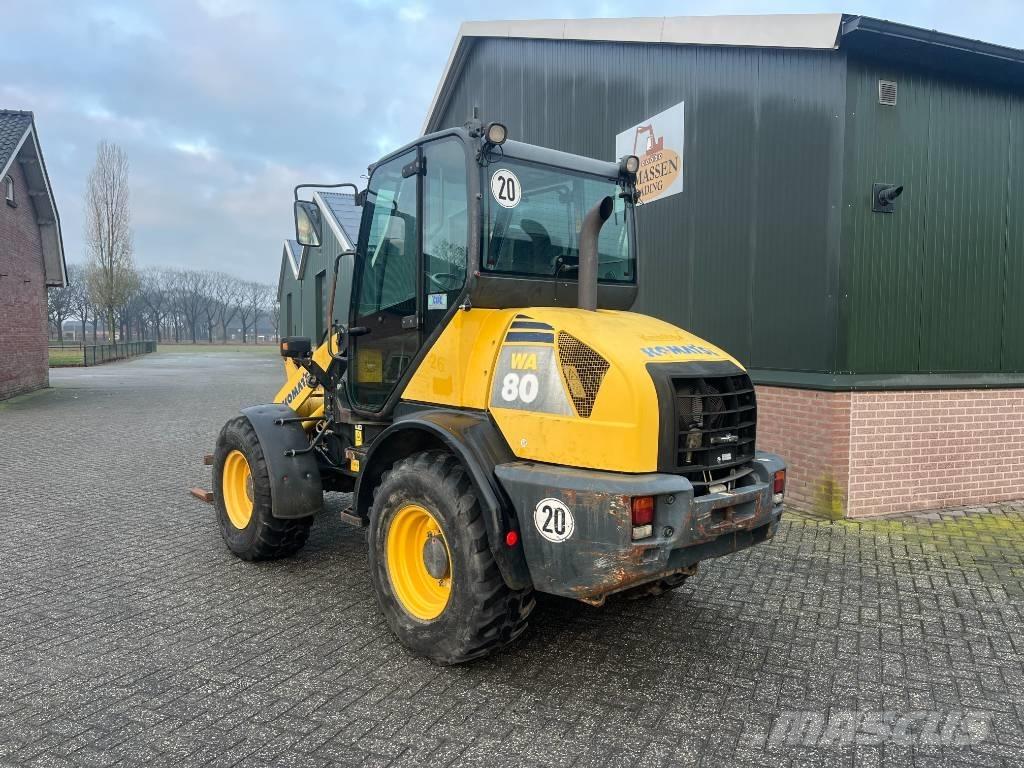 Komatsu WA 80-5 Iekrāvēji uz riteņiem