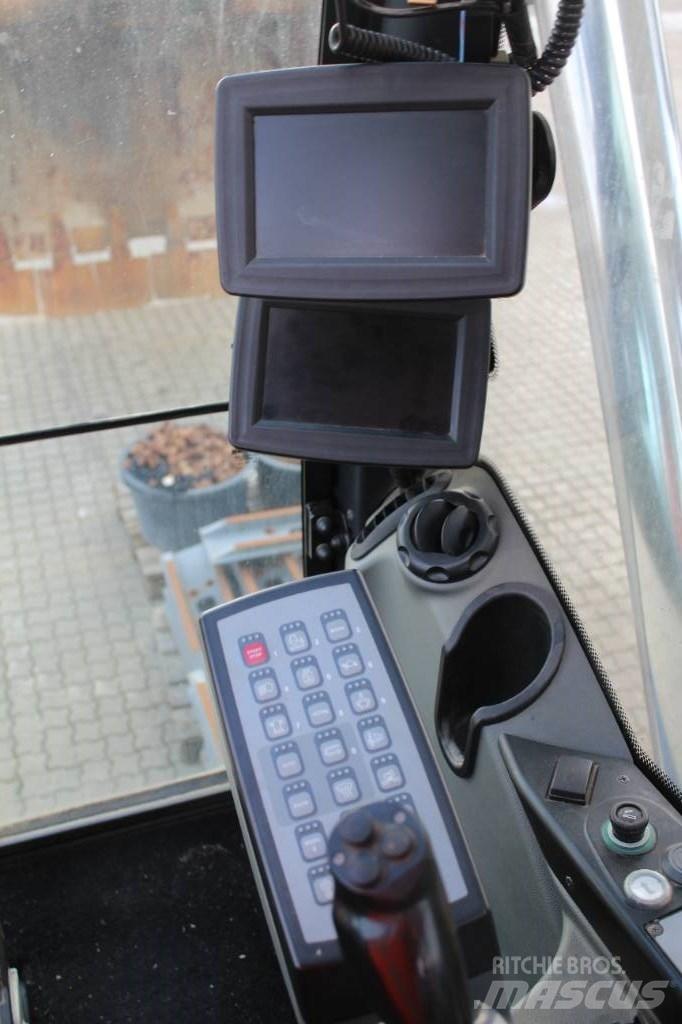 Liebherr R970 SME Kāpurķēžu ekskavatori