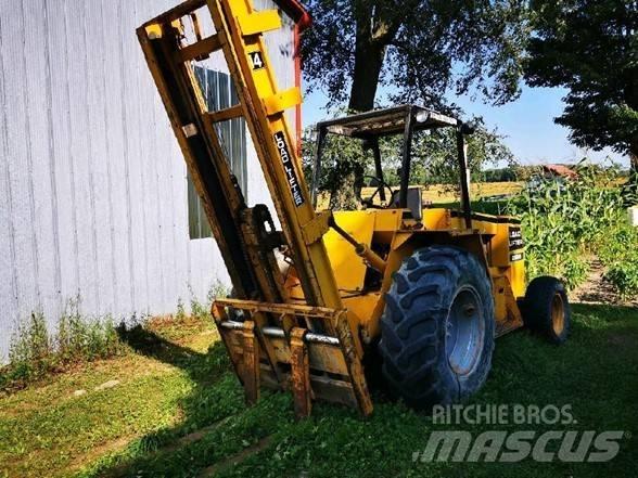 Load Lifter 2214-3 Apvidus autokrāvējs