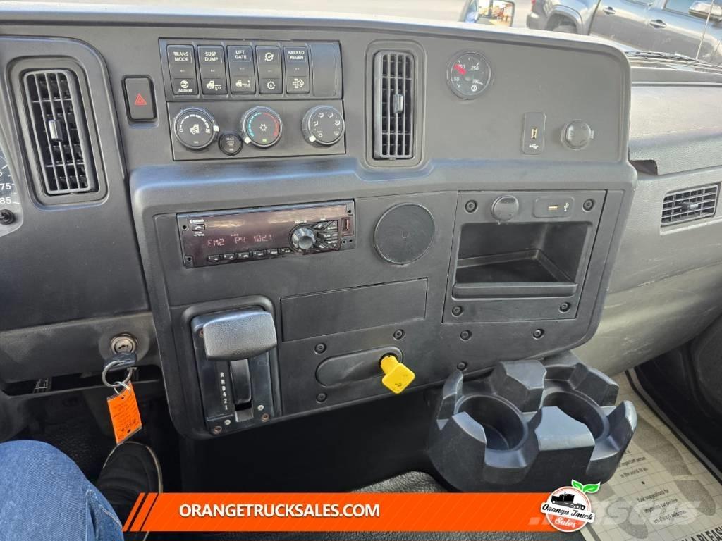 International MV607 Platformas/izkraušana no sāniem