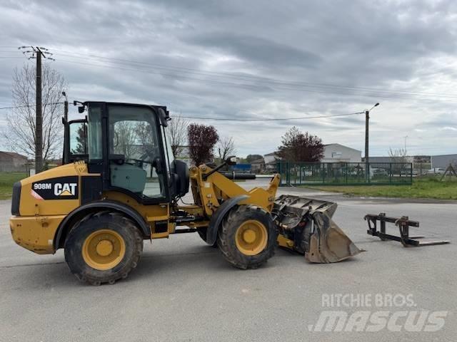 CAT 908 M Iekrāvēji uz riteņiem