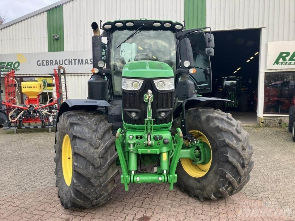 John Deere 6250R Traktori