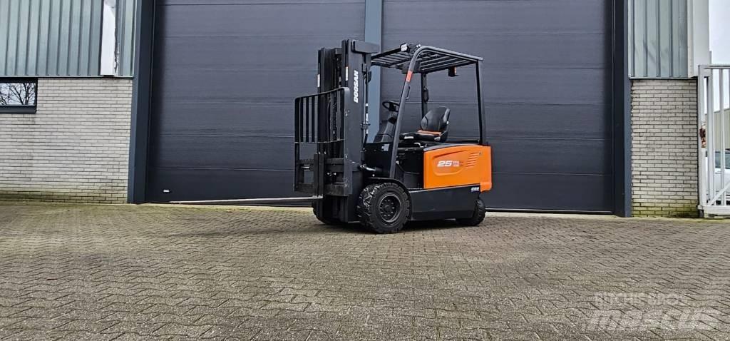 Doosan B 25 X-7 Elektriskie iekrāvēji