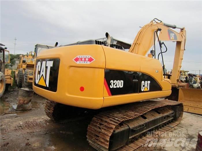 CAT 320 D Kāpurķēžu ekskavatori