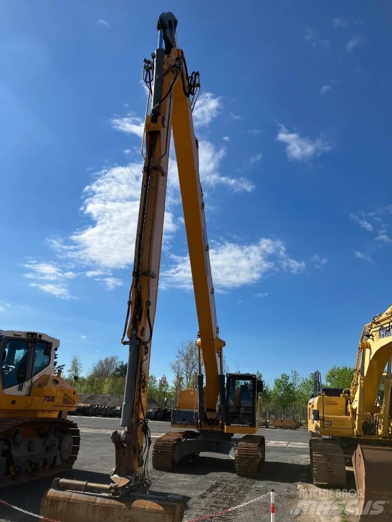 Liebherr R936 Kāpurķēžu ekskavatori