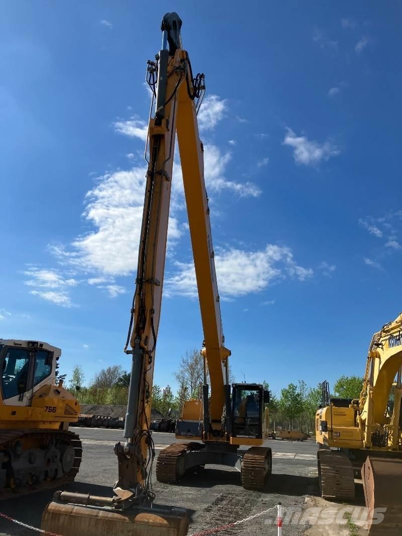 Liebherr R936 Kāpurķēžu ekskavatori