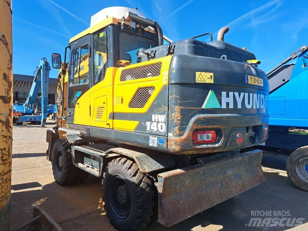 Hyundai HW140 Ekskavatori uz riteņiem