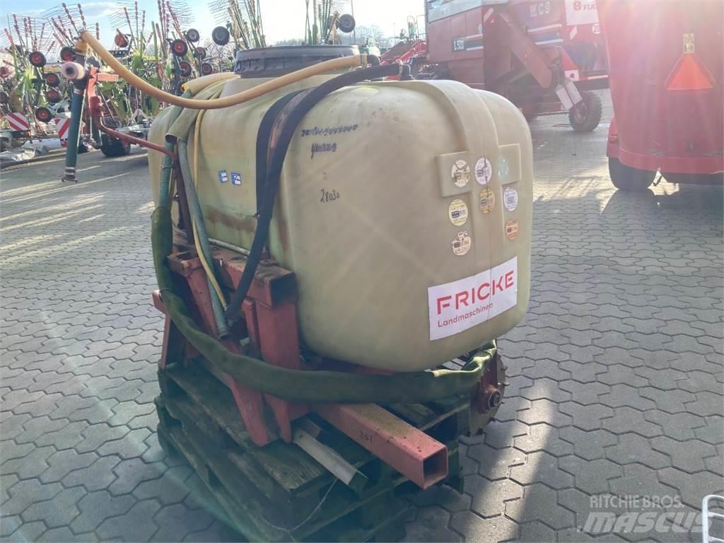 Rau 1000 ltr. Cits lopbarības novācēju, kombainu aprīkojums