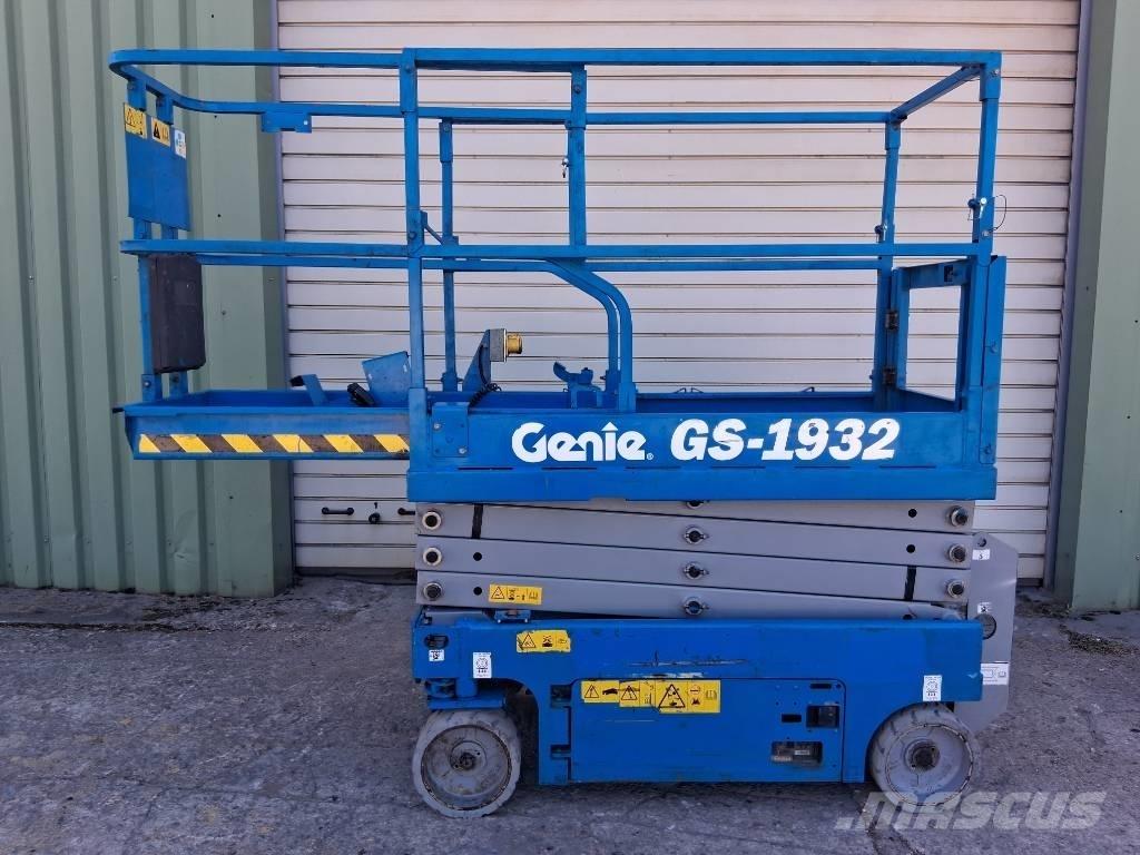 Genie GS 1932 Šķerveida pacēlāji