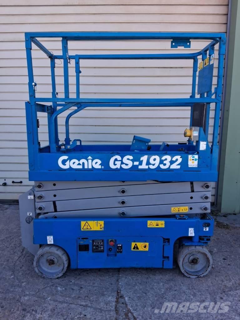 Genie GS 1932 Šķerveida pacēlāji