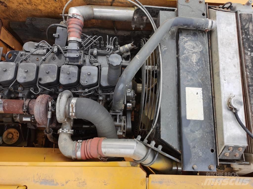 Hyundai R225LC-7 Kāpurķēžu ekskavatori