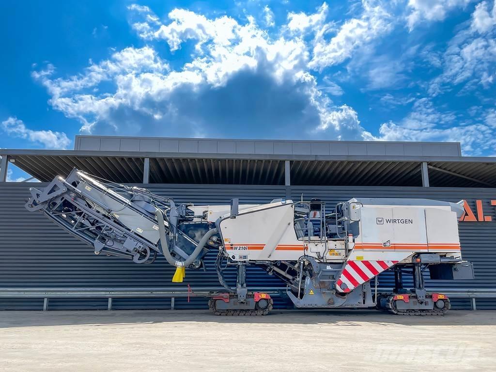 Wirtgen W 210 I Asfalta dzesēšanas iekārtas