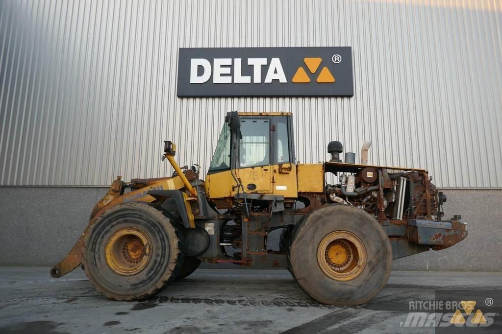 Komatsu WA470-6 Iekrāvēji uz riteņiem