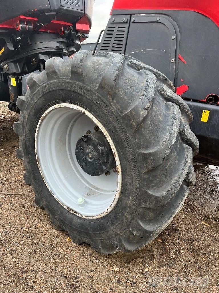 Komatsu 911 Harvesteri