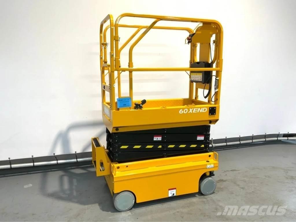 John Deere 60XEND Šķerveida pacēlāji