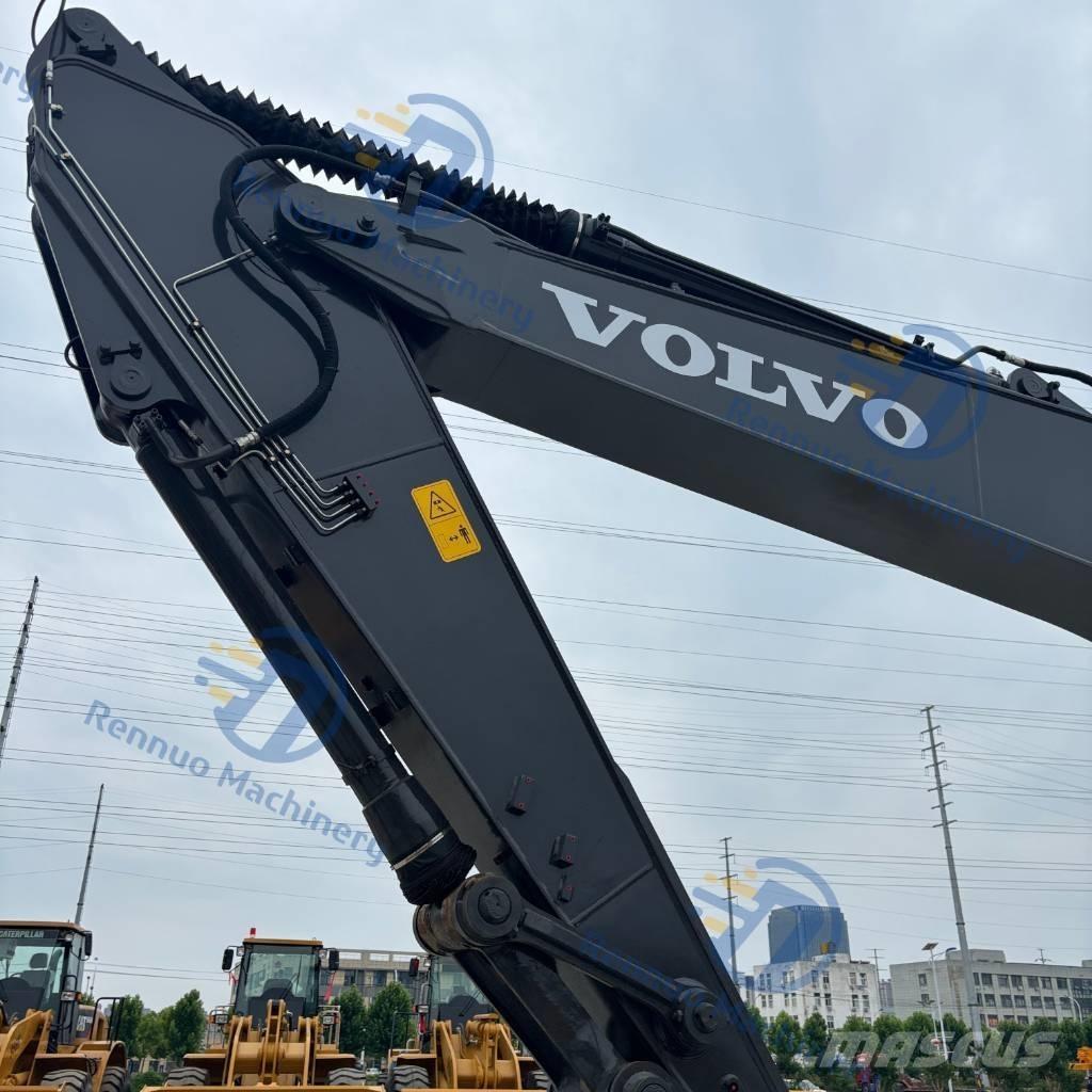 Volvo EC210 Kāpurķēžu ekskavatori