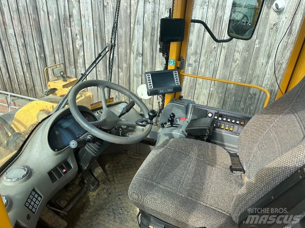 Volvo L 150 E Iekrāvēji uz riteņiem