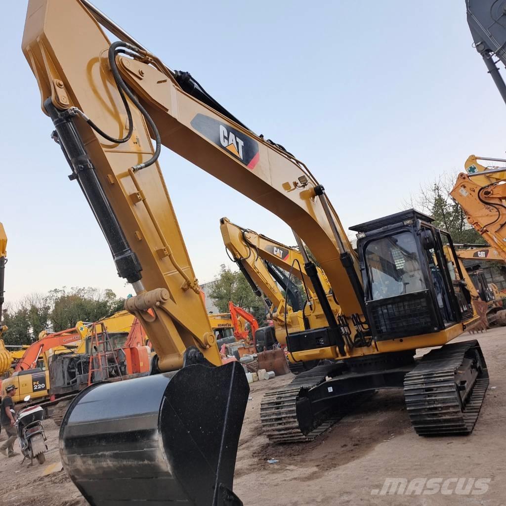 CAT 320 D2L Kāpurķēžu ekskavatori