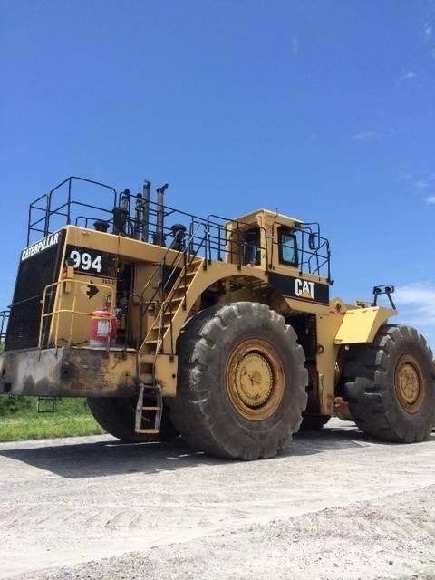 CAT 994 Iekrāvēji uz riteņiem