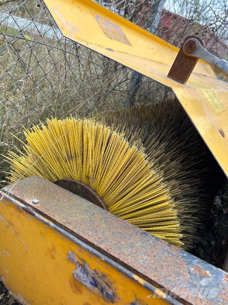 GMR FF2000 SPS Ielu tīrīšanas mašīnas