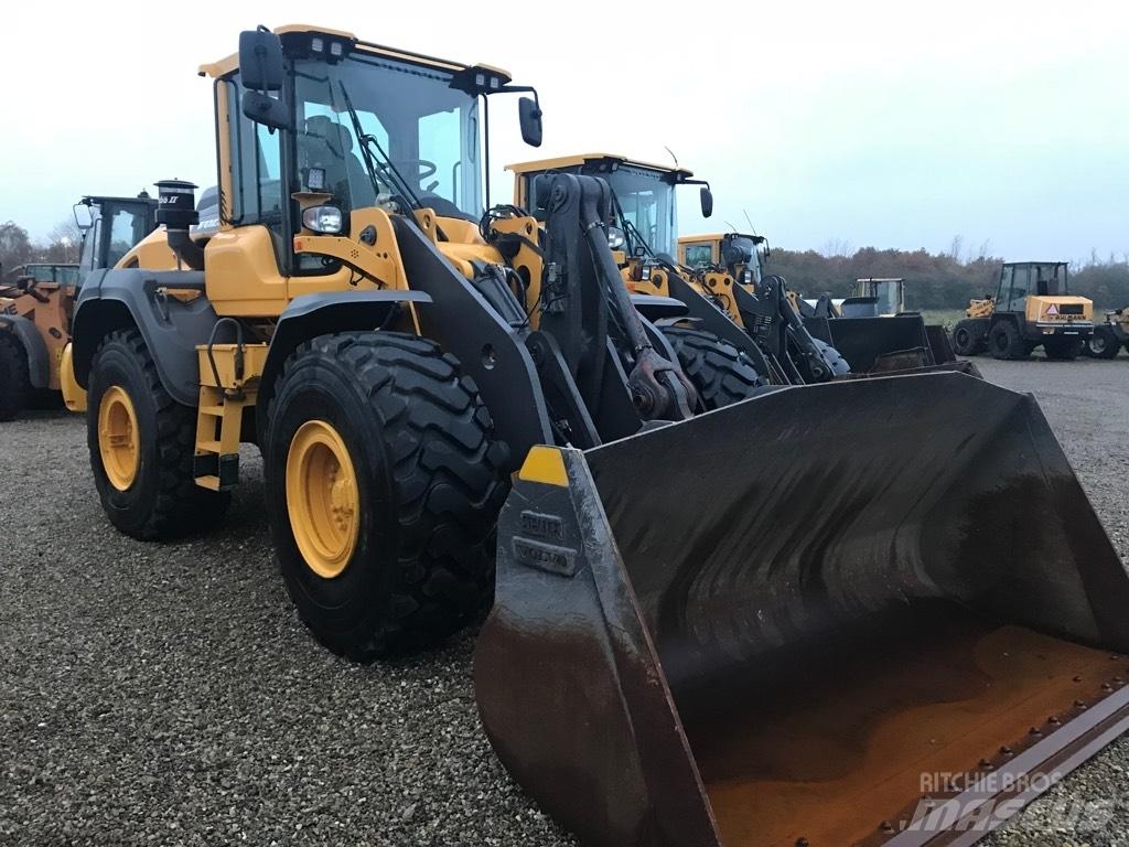 Volvo L120H Iekrāvēji uz riteņiem