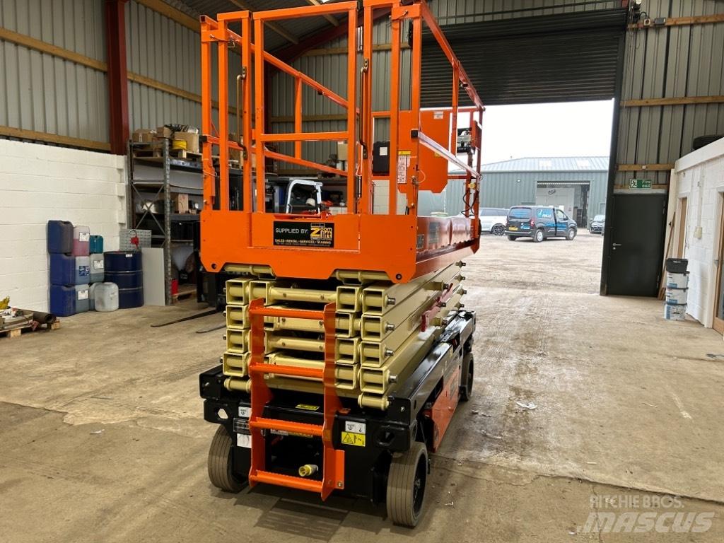 JLG 4045R Šķerveida pacēlāji