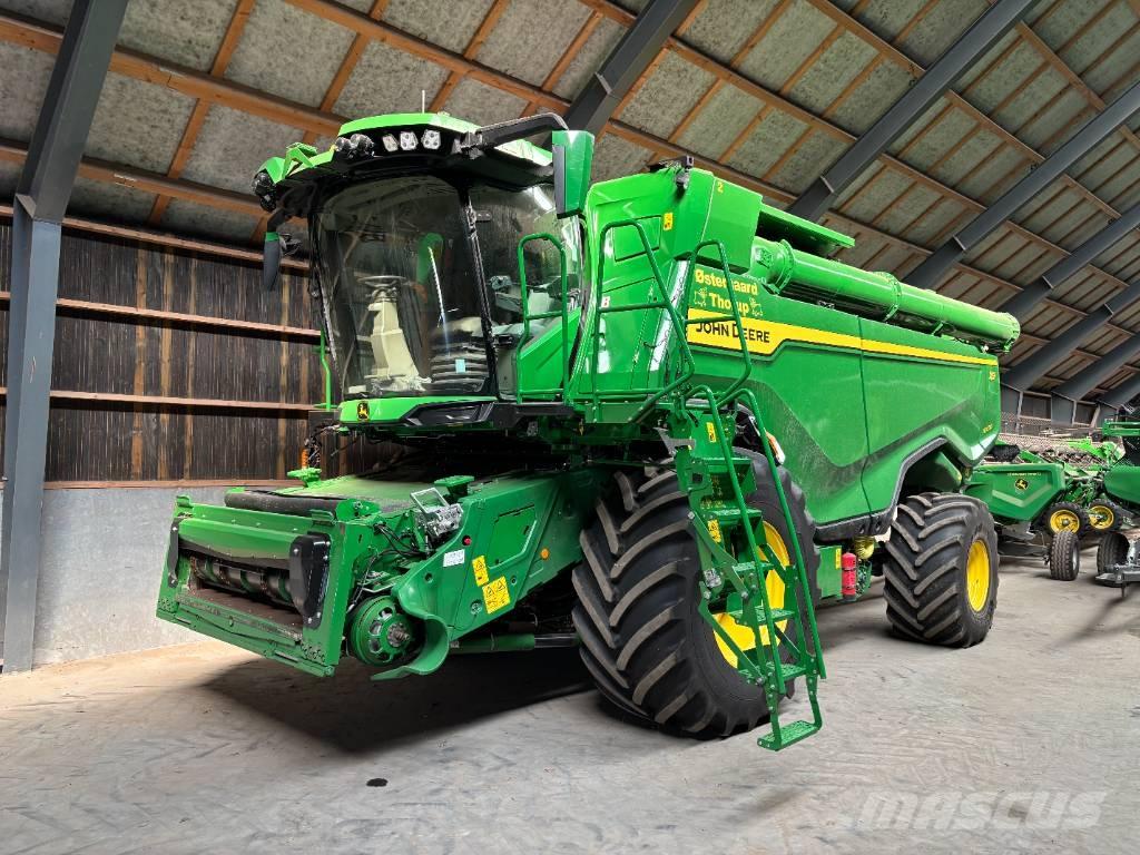 John Deere X9 1000 Ražas novākšanas kombaini