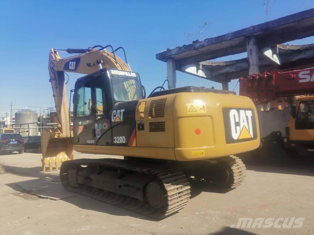 CAT 320 D Kāpurķēžu ekskavatori