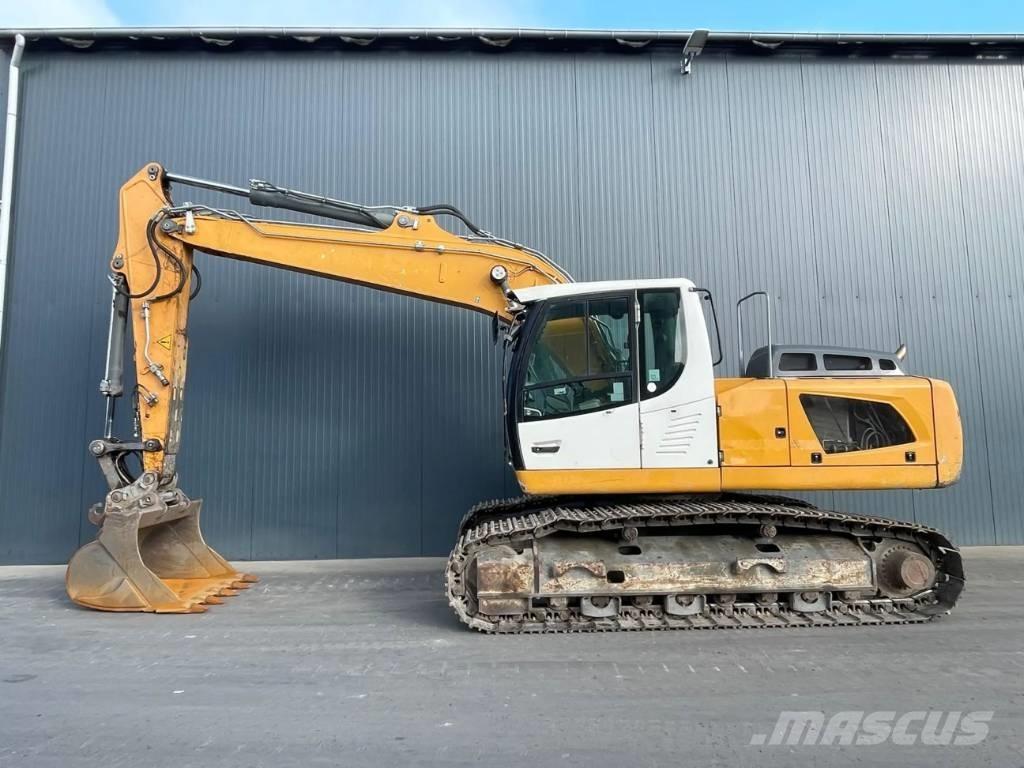 Liebherr R922 SLC Kāpurķēžu ekskavatori
