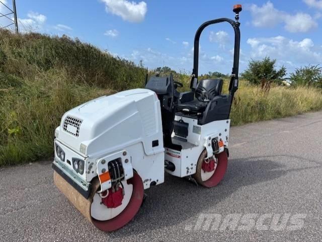 Bomag BW90 AD-5, Vält Divvalču grunts veltņi