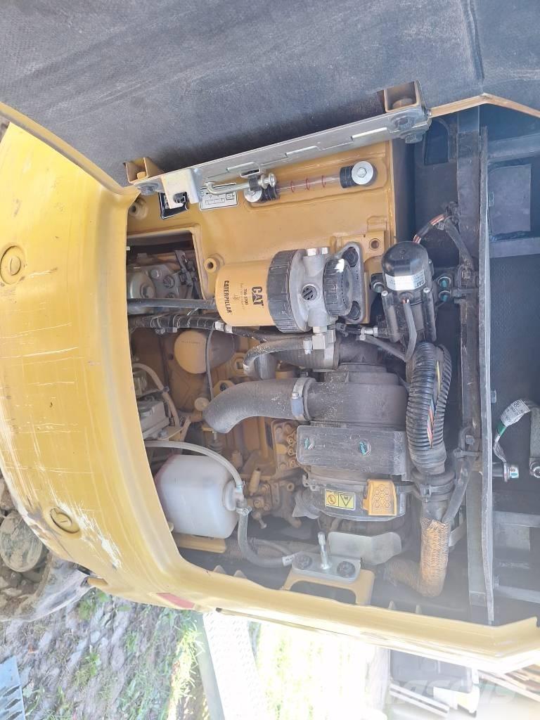 CAT 301.8 Rototilt Mini ekskavatori < 7 t