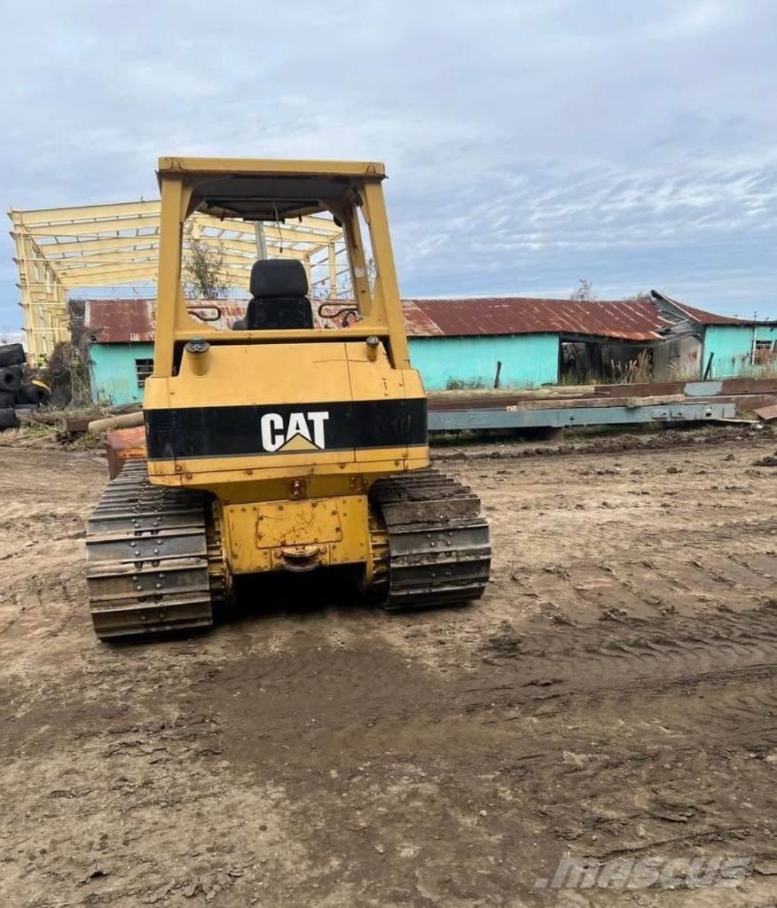 CAT D 5 G LGP Kāpurķēžu buldozeri