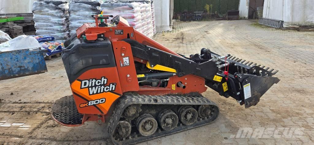 Ditch Witch SK 800 Mini iekrāvēji