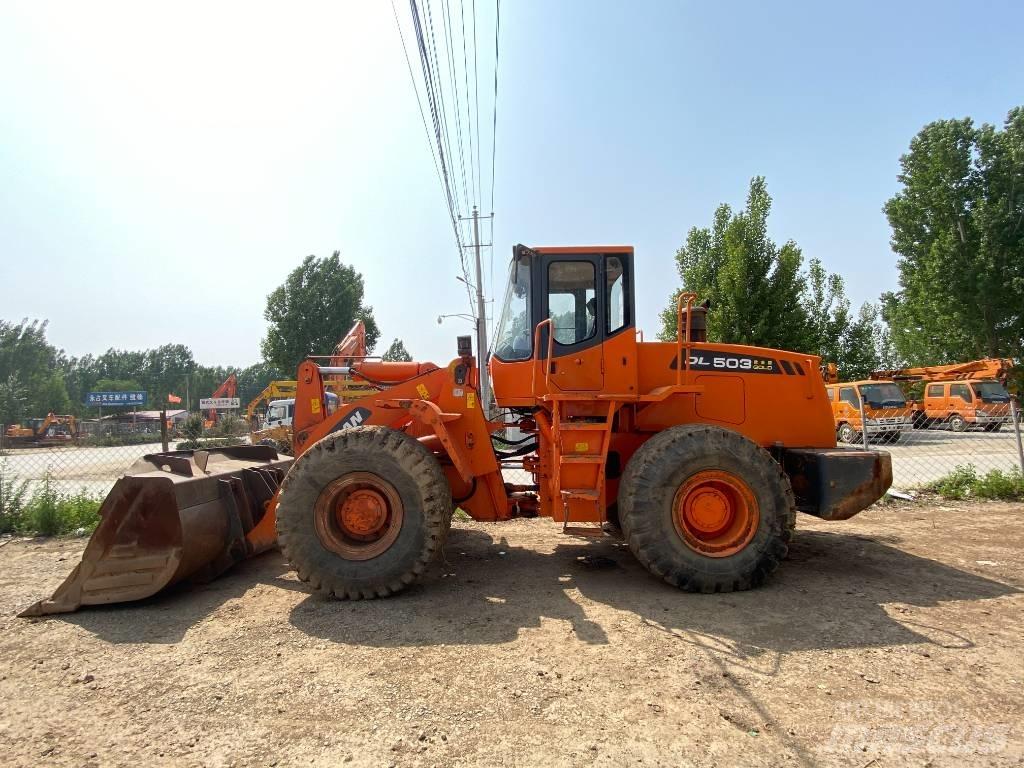 Doosan DL 503 Ekskavatori-iekrāvēji