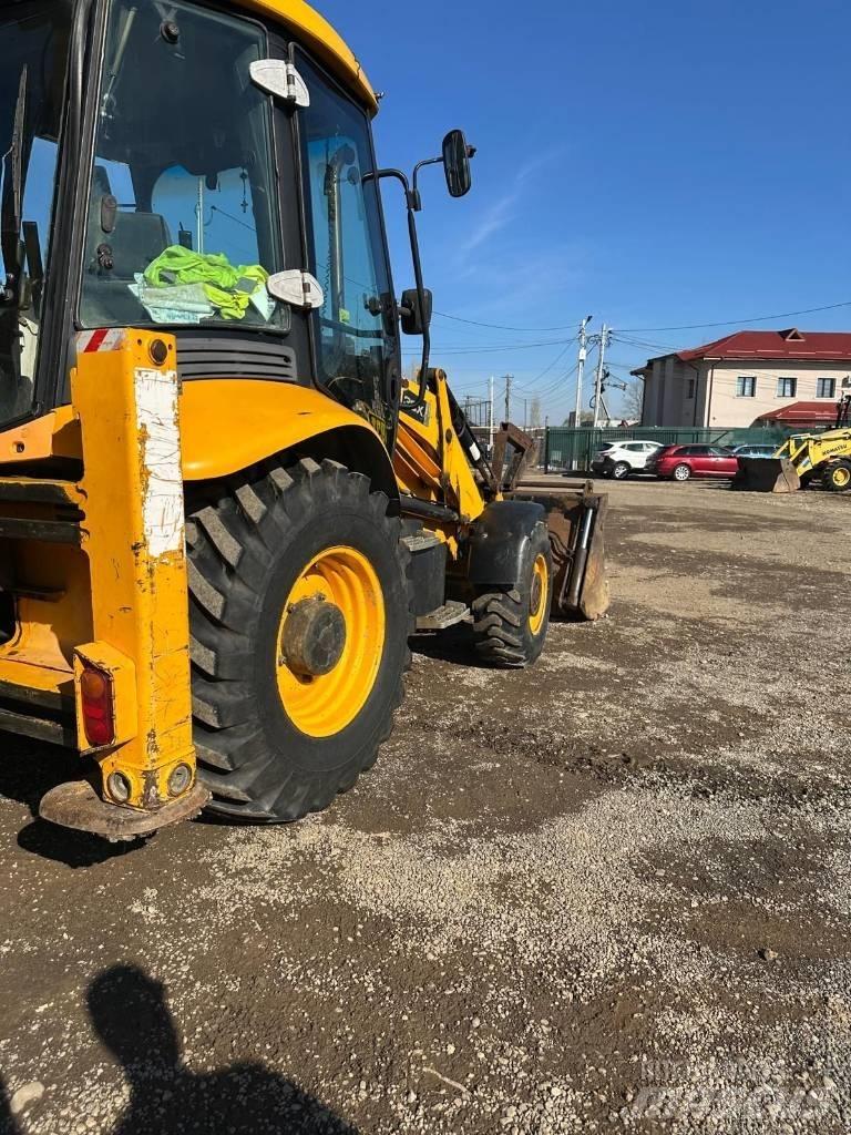 JCB 3 CX Ekskavatori-iekrāvēji