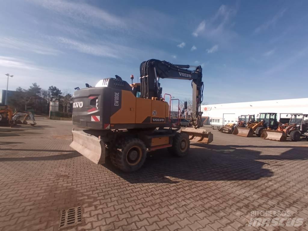Volvo EW 180 E Ekskavatori uz riteņiem