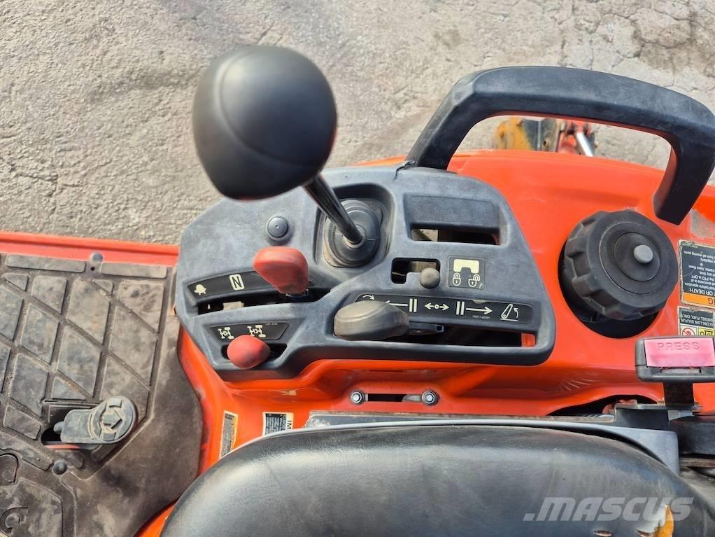 Kubota BX 23 Kompaktie traktori