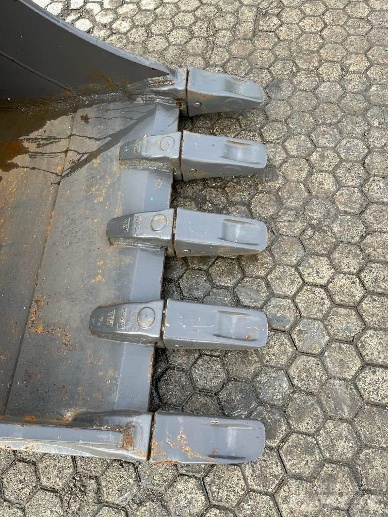 Volvo EC355 Bucket Kausi