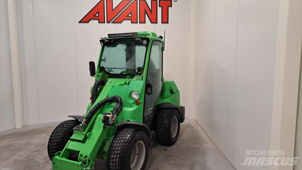 Avant 750 Lietoti riteņu kompaktiekrāvēji