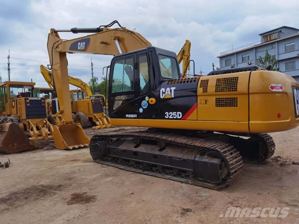 CAT 325DL Kāpurķēžu ekskavatori