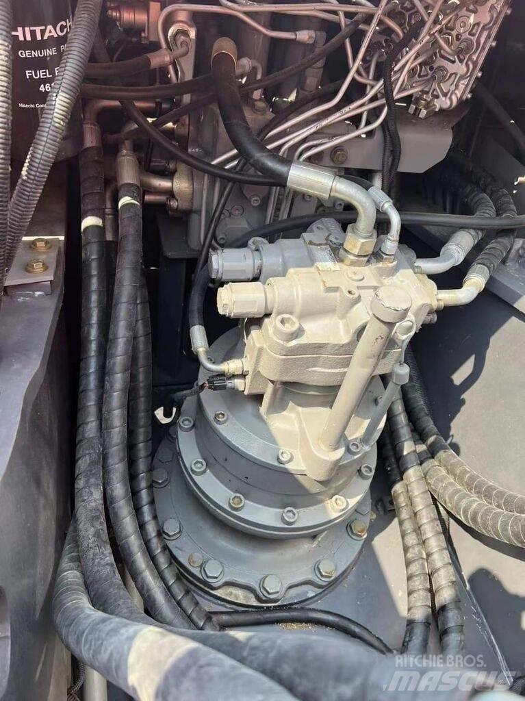 Hitachi ZX 200 Kāpurķēžu ekskavatori