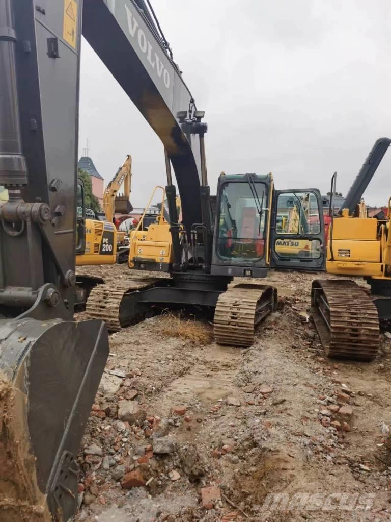 Volvo EC 210 DL Kāpurķēžu ekskavatori