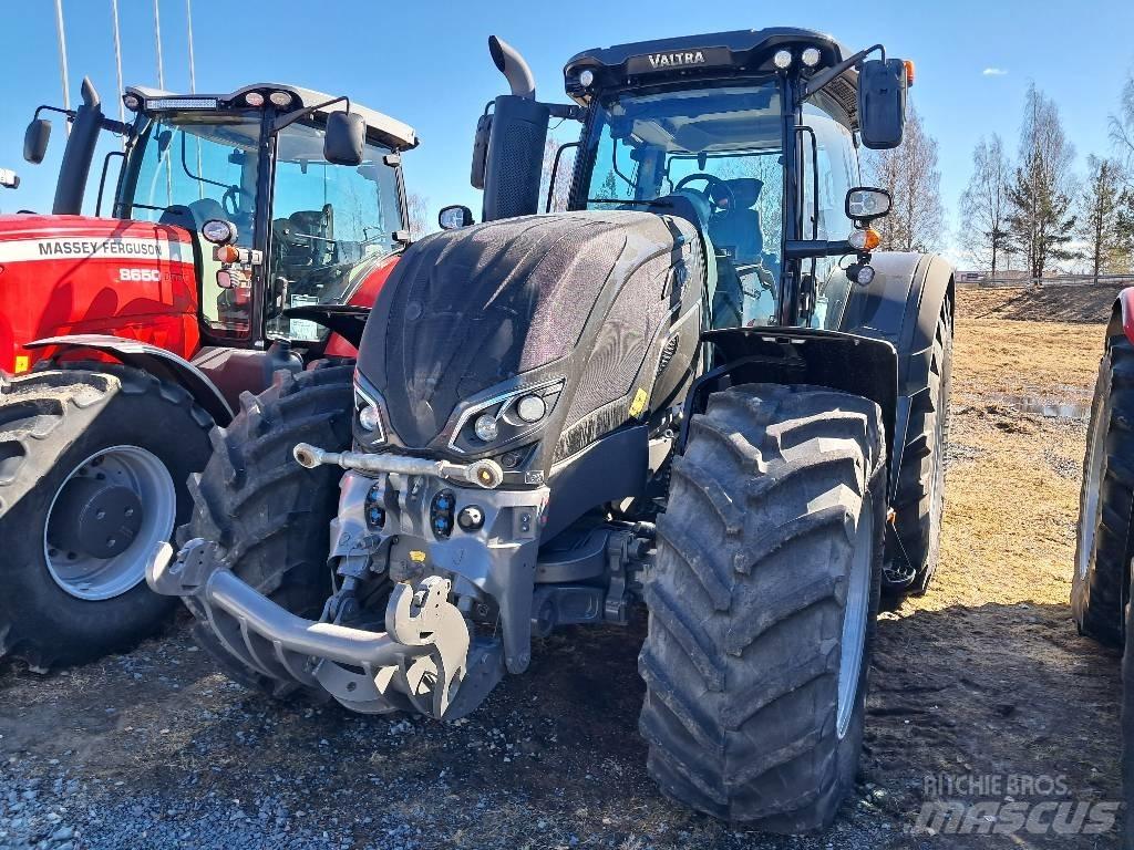 Valtra S 374 Traktori