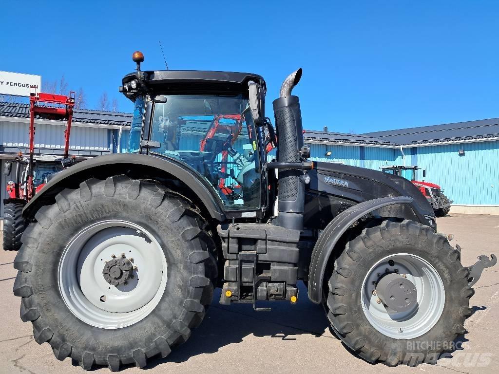 Valtra S 374 Traktori