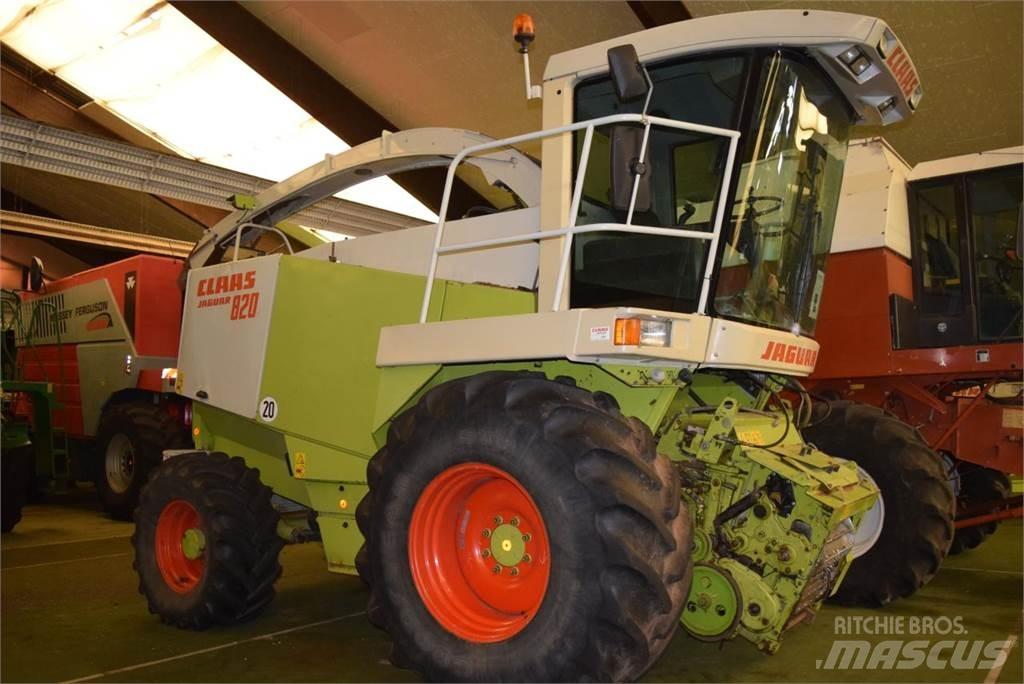CLAAS Jaguar 820 Lopbarības novācēji