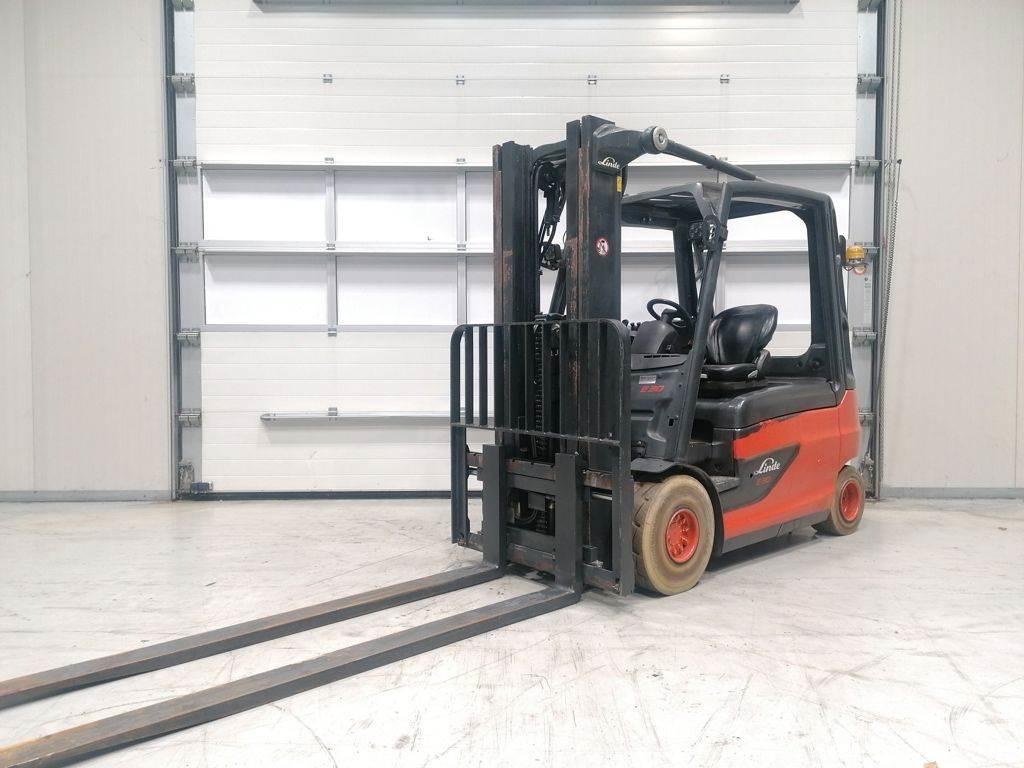 Linde E30L-01 Elektriskie iekrāvēji