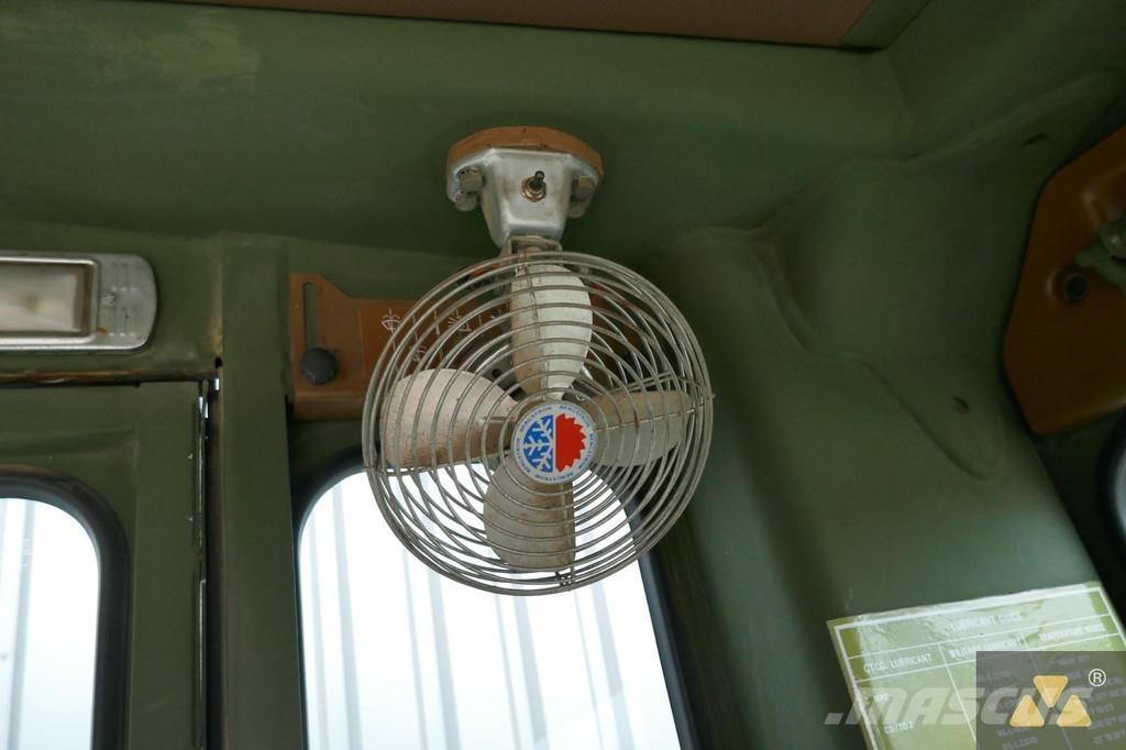 CAT 130G Ex-army Greideri