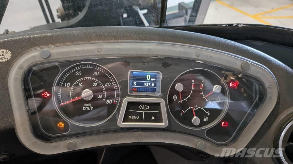 Hyundai 80 D-9 Tehnika ar dīzeļa dzinēju